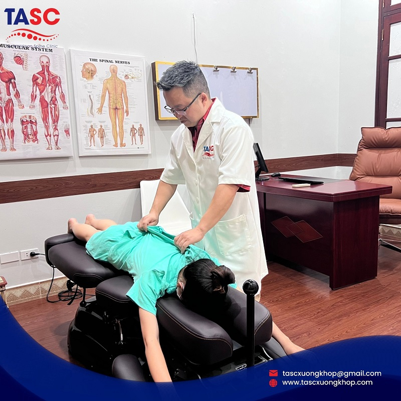 Chữa đau thần kinh toạ Trung Kính