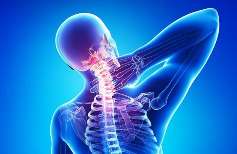 chữa đau cổ vai gáy Trung Kính