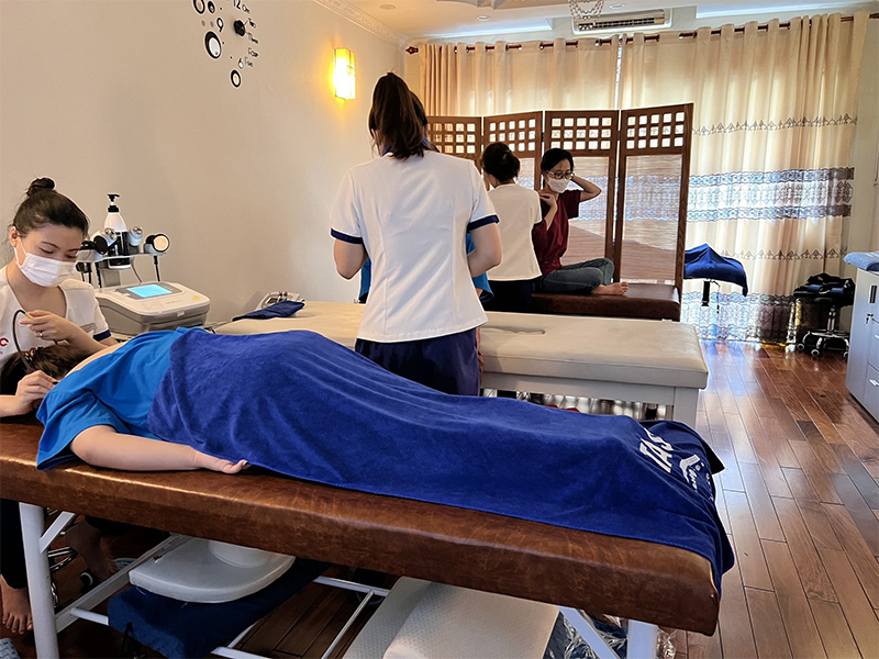 Nắn xương khớp Cầu Giấy
